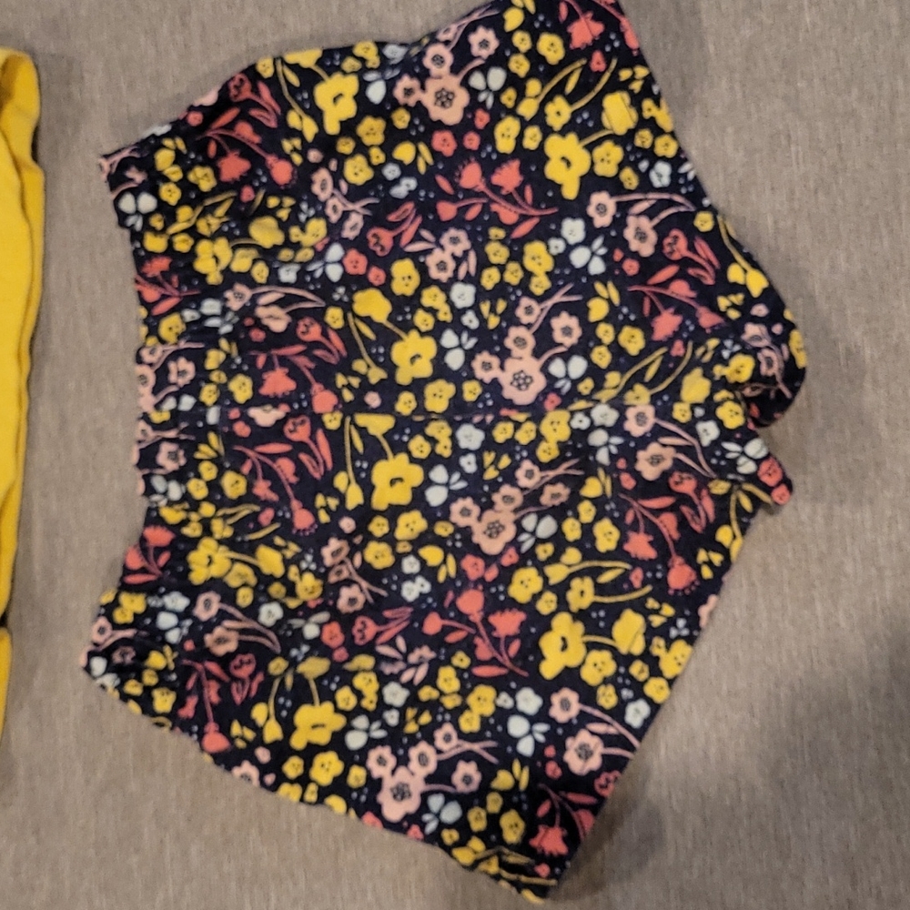 Carter's Outfit - Picture 8 of 8